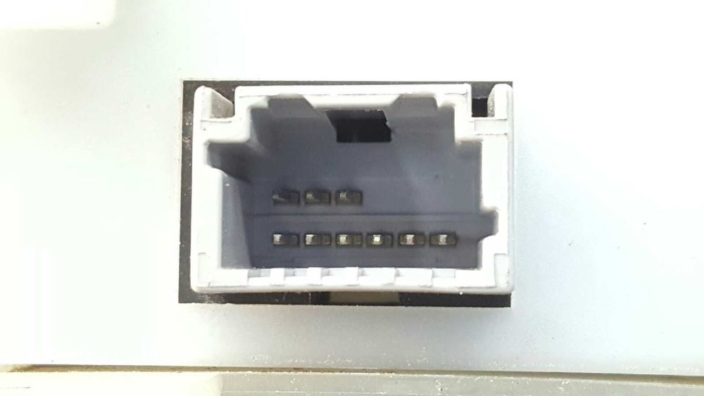 BLOCO DE CONTROLE MULTIFUNÇÕES RENAULT MEGANE III BERLINA 5 P DYNAMIQUE