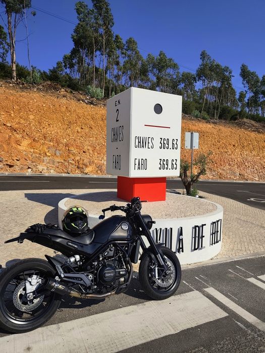 Benelli Leoncino 500