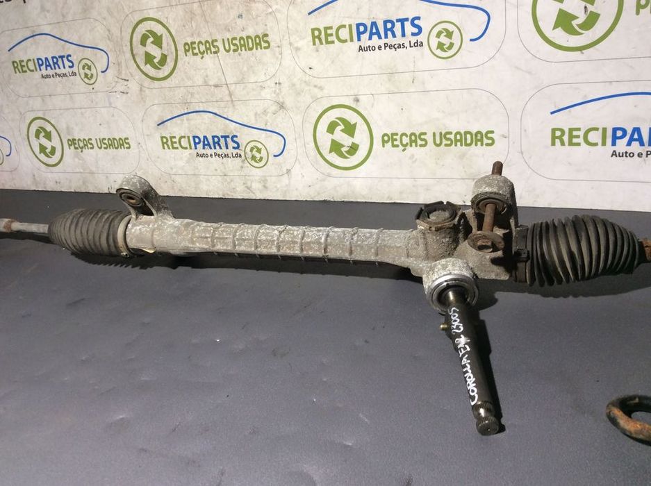 Caixa Direção Toyota Corolla E12  1.4 D4D