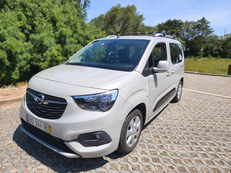 Opel Combo Life 1.5 Diesel | Nacional | 1 Dono | 71.000 km | Sensores Park