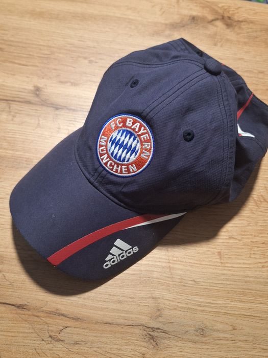 czapeczka z daszkiem Adidas Bayern Monachium hat