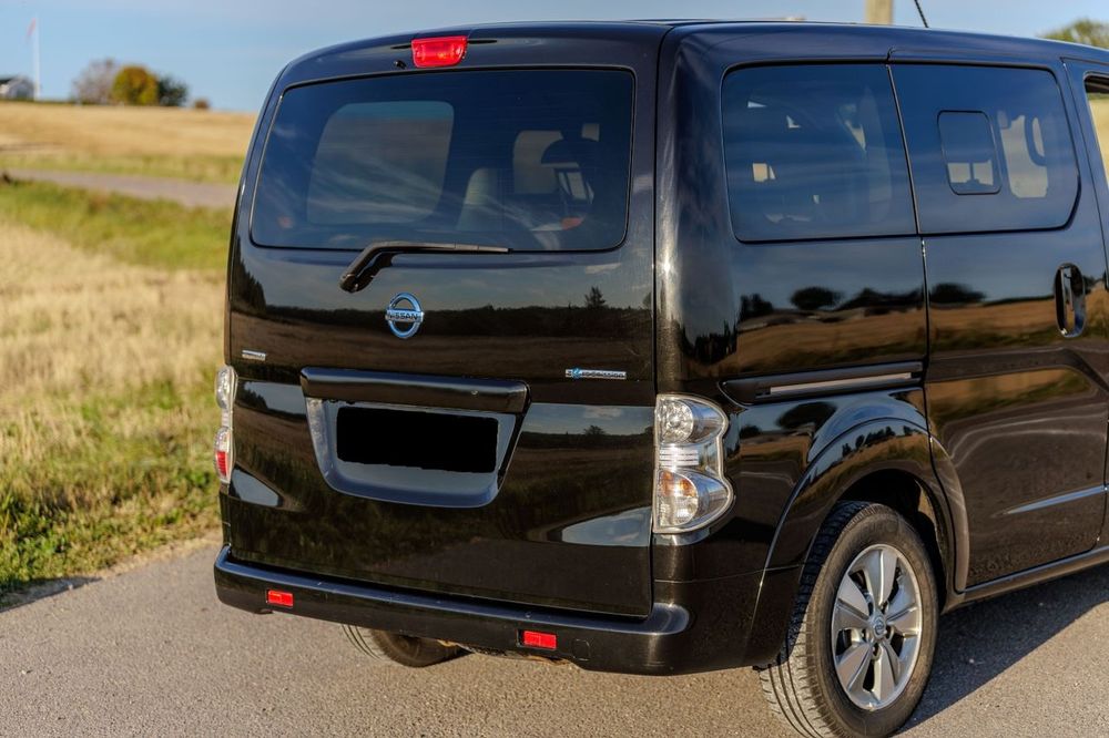 Nissan e-NV200 2015