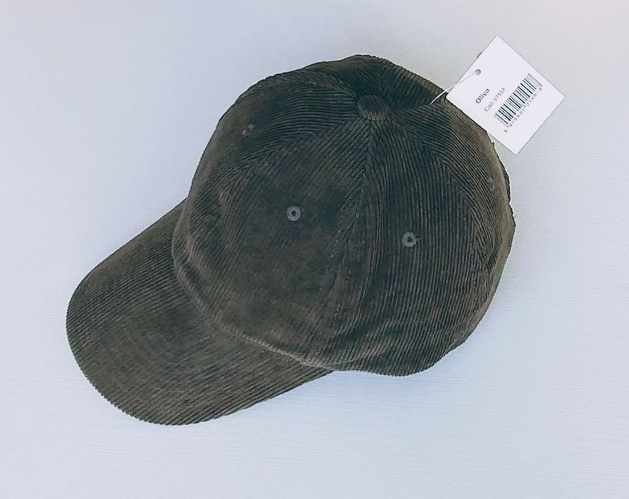 Czapka z daszkiem zimowa oliwka sztruks bawełna oryginalna włoska 58cm