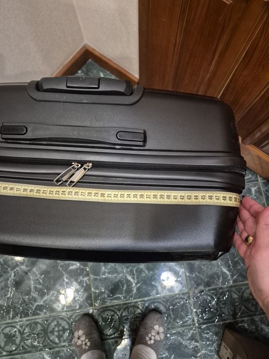 Силіконова велика валіза.