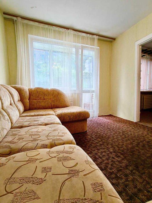 Продаж 3-х кімнатної квартири з меблями по вулиці Самоквасова 18 (мікрорайон Шерстянка)