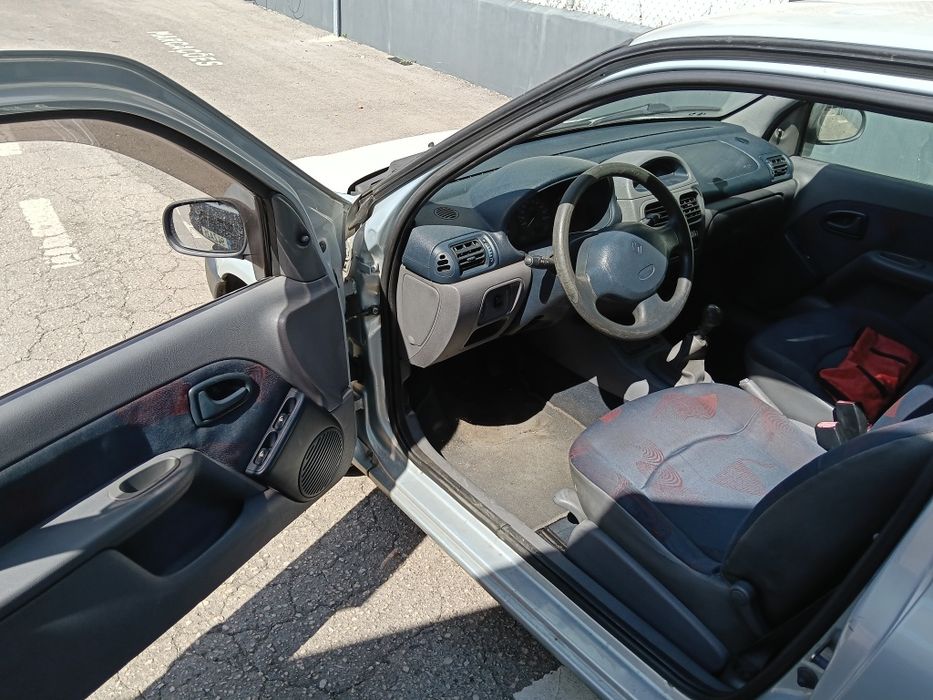 Clio 1.9d comercial