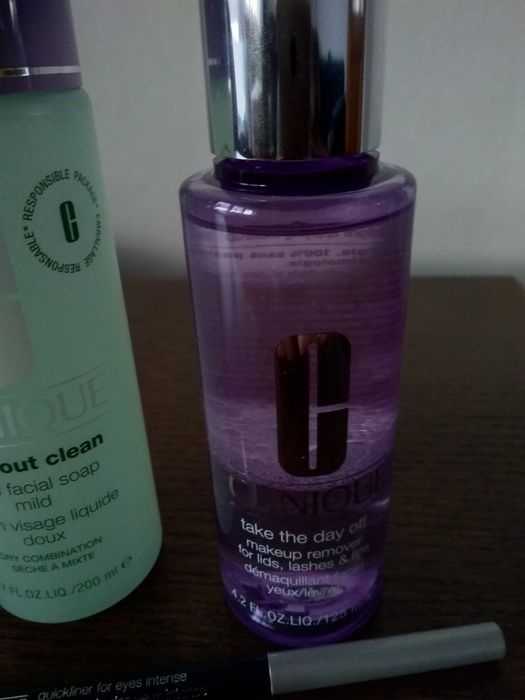 Clinique zestaw 3 kosmetyków – 200 ml + 125 ml + Quickliner