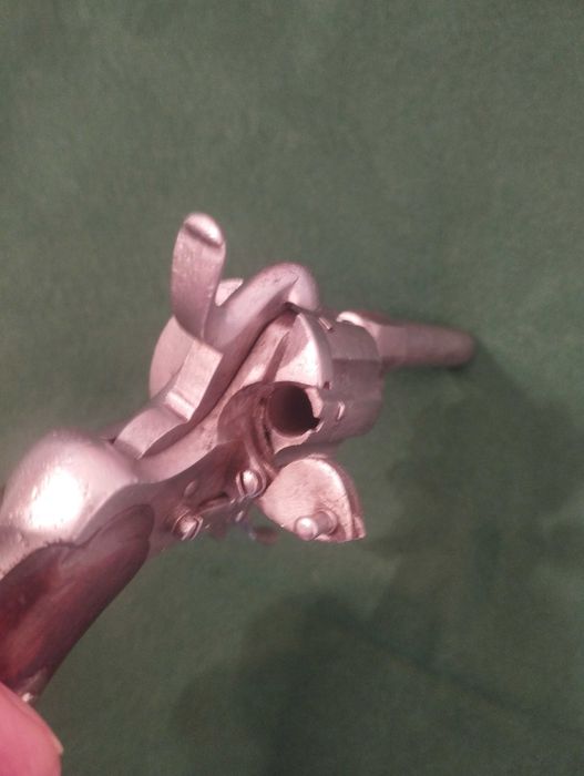 Revólver Pinfire Tipo Lefauchaux 1850/1860.