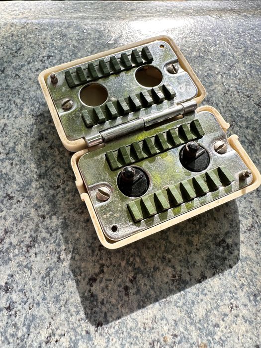 Точилка для лезвий антиквариат Харьков