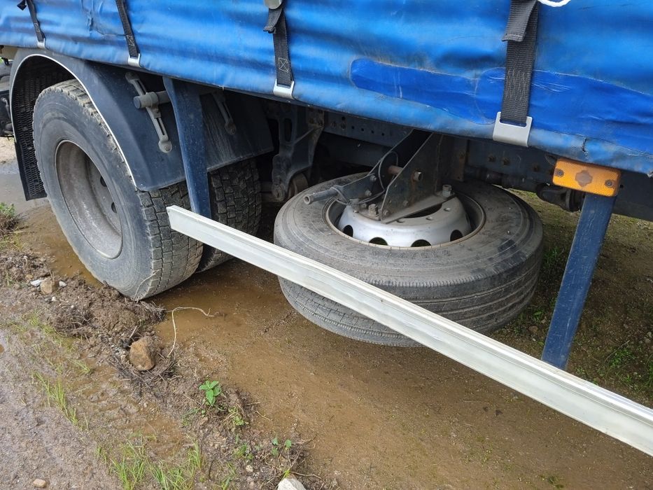 Camião Renault 320 CDI