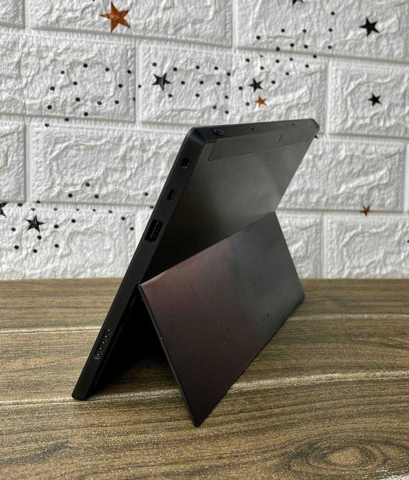 Планшет Microsoft Surface 32/64 ГБ