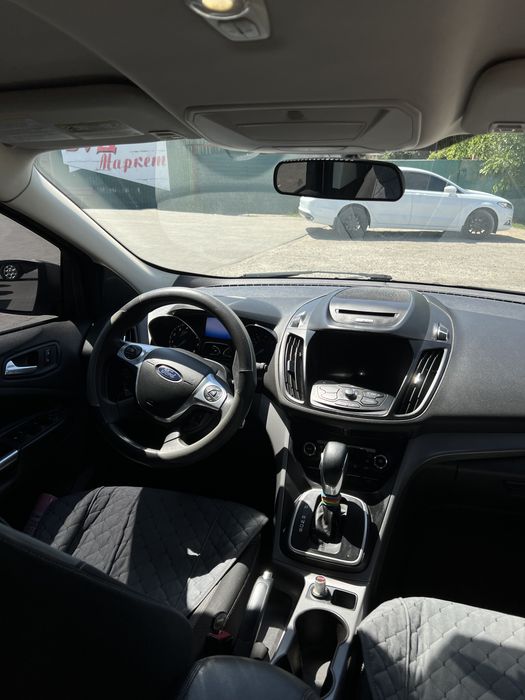 Ford Escape 1,6 L.