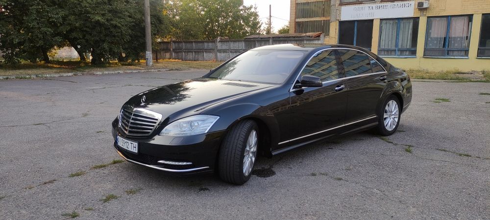 Продам або обміняю Мерседес w221 5,5 газбенз