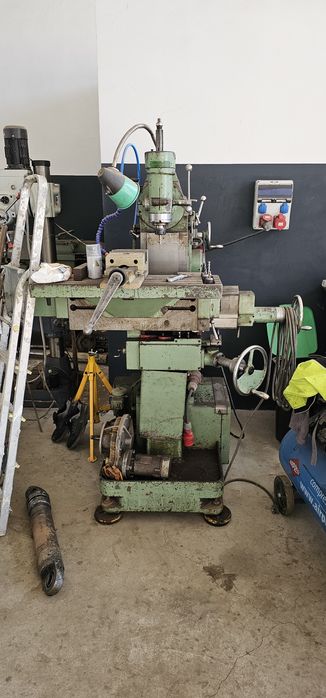 Frezarka narzędziowa