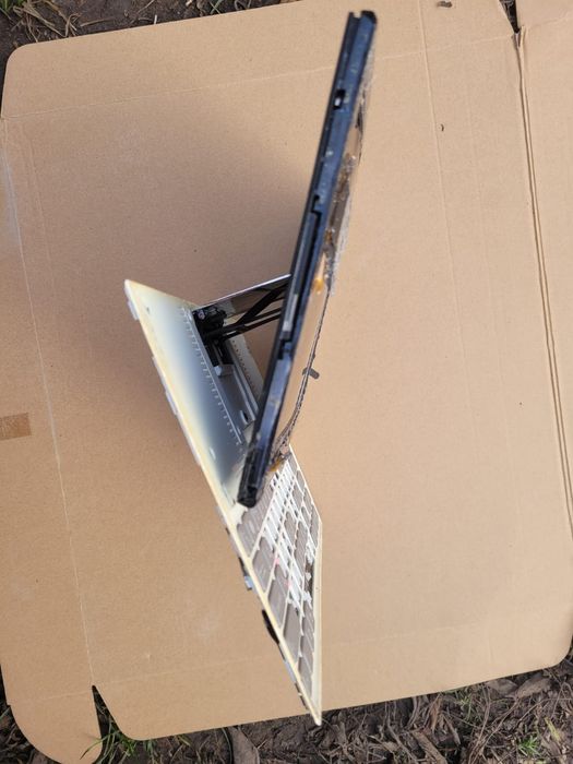 Планшет asus sl-101  на запчасти