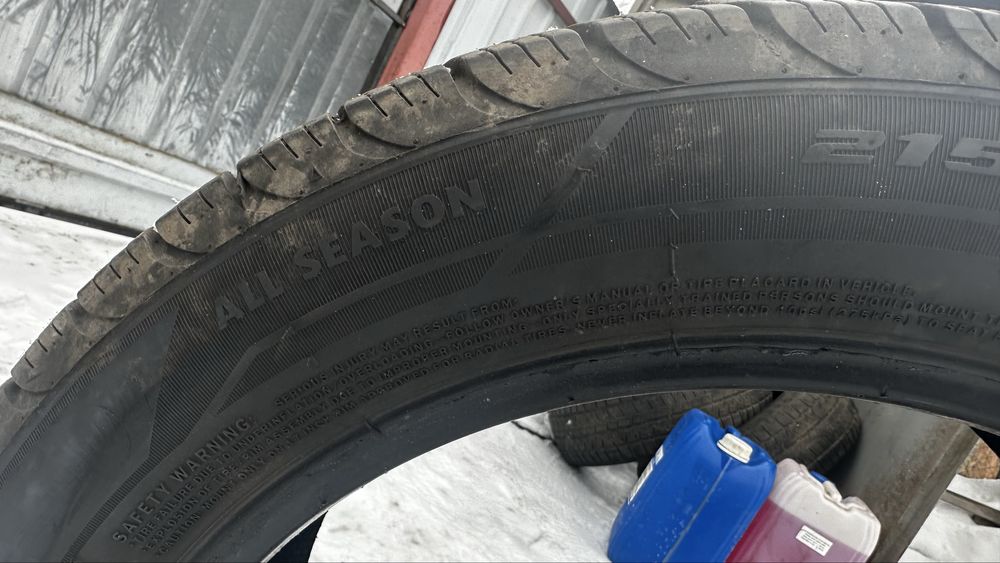 Резина 215 55 17 23 рік