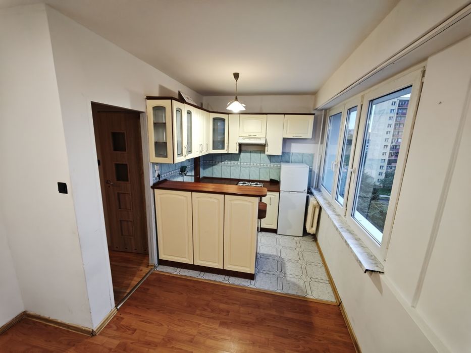 Mieszkanie z balkonem - os. Kazimierza Wielkiego  37m2 - sprzedam