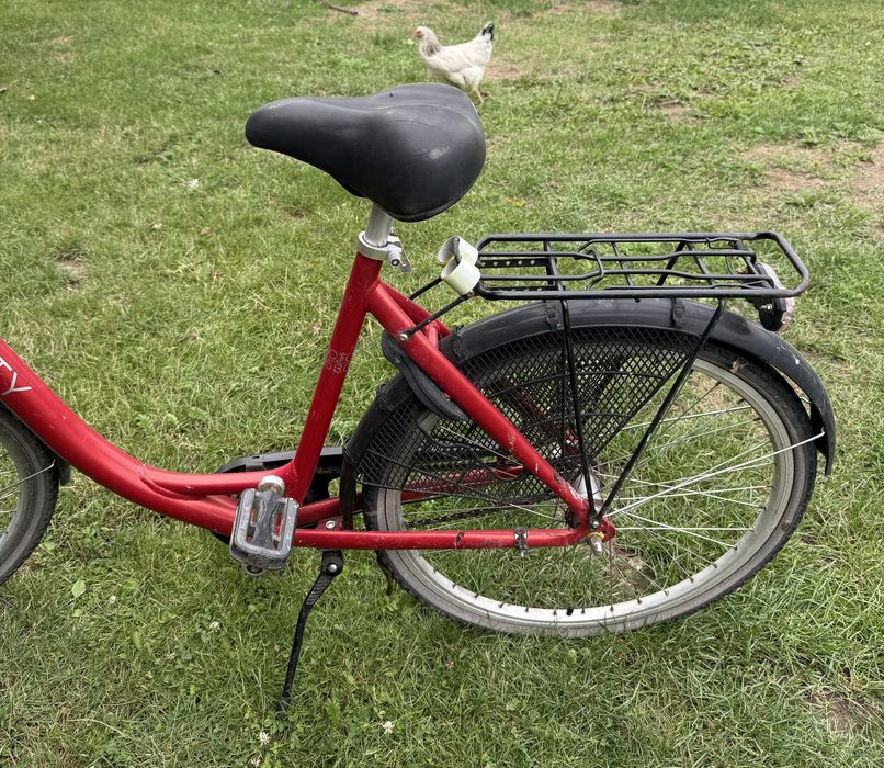 Rower miejski DBS City damski 26” koszyk bagażnik czerwony