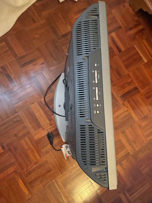TV Sony KDL-20S2000