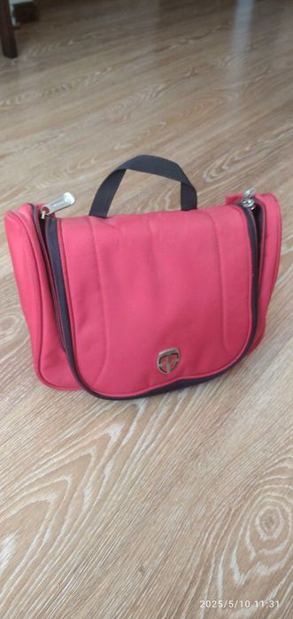 Косметичка (органайзер) Elle hammer