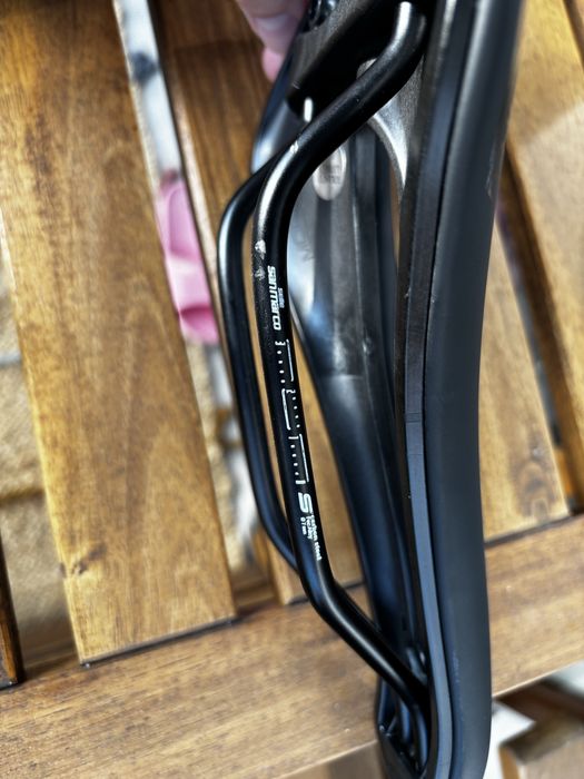 Siodelko JAK NOWE - San Marco Aspide Short Sport Narrow