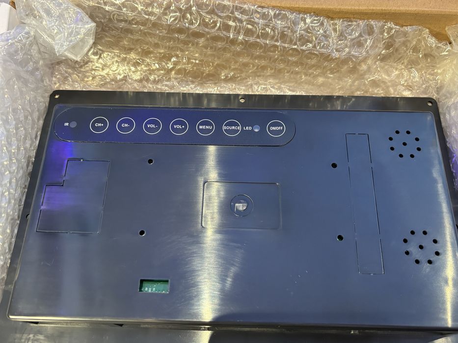 Ramki do zdjec Monitory na HDMI z usb Auto start reklamowy Polecam