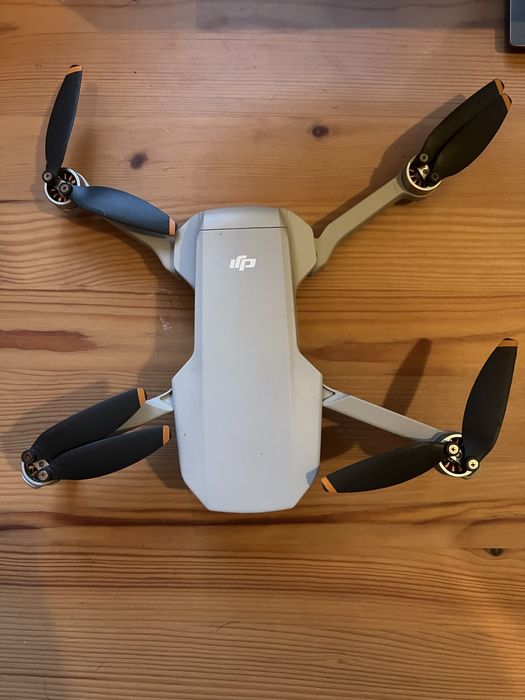 Sprzedam drona dji mini 2