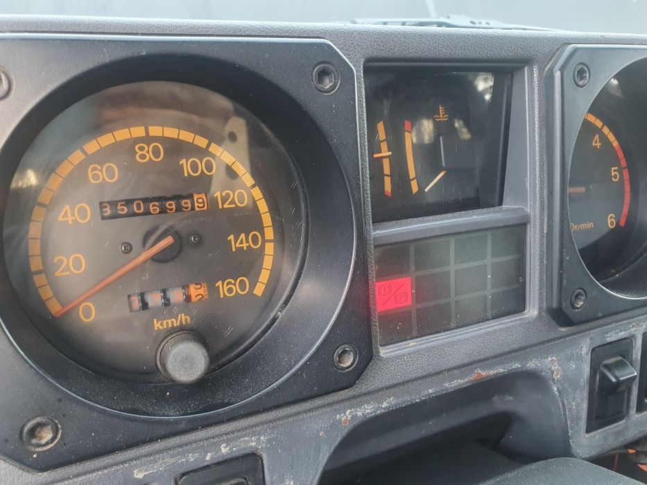 Mitsubishi Pajero 2500