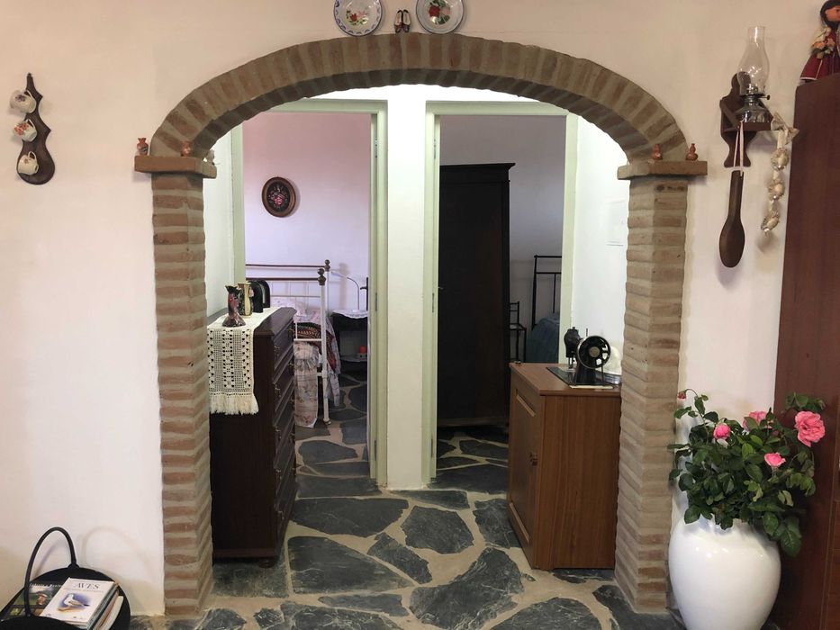 Arrenda-se casa térrea T2 a Empresa