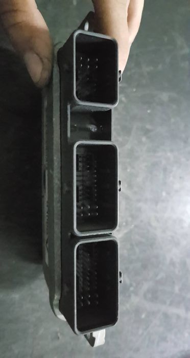Centralina motor / ECU RENAULT Clio III (BR0/1, CR0/1)
