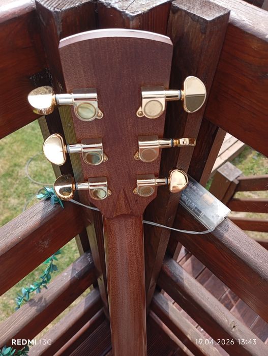Gitara akustyczna Harley benton  CLD  41SWN