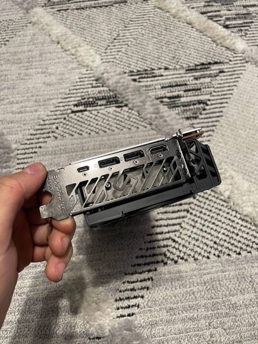 Rx 6800xt sapphire nitro+ 16 gb відкокарта