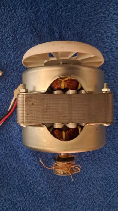 "Motor Indução AC 100V (Projetos / Máquina de Pão) YDM-30T-4A