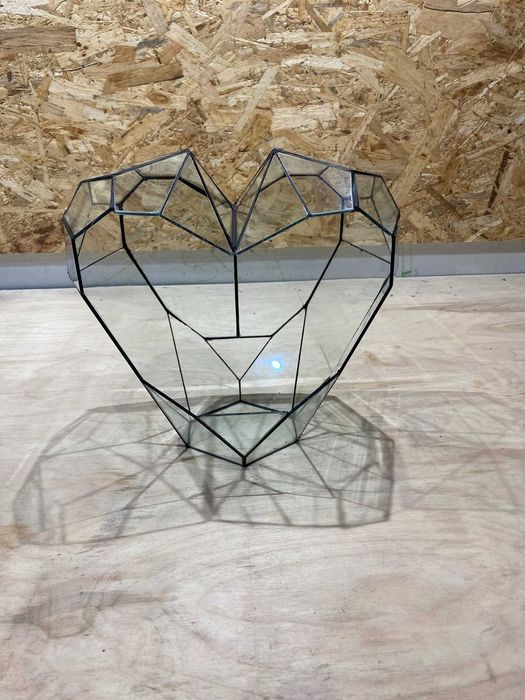 Szklane terrarium w ksztalcie serca