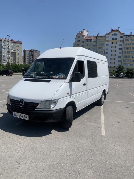 Продам sprinter 211 2.2 cdi