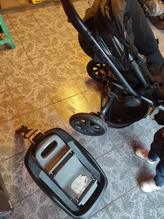 Carrinho, ovo e isofix Quinny