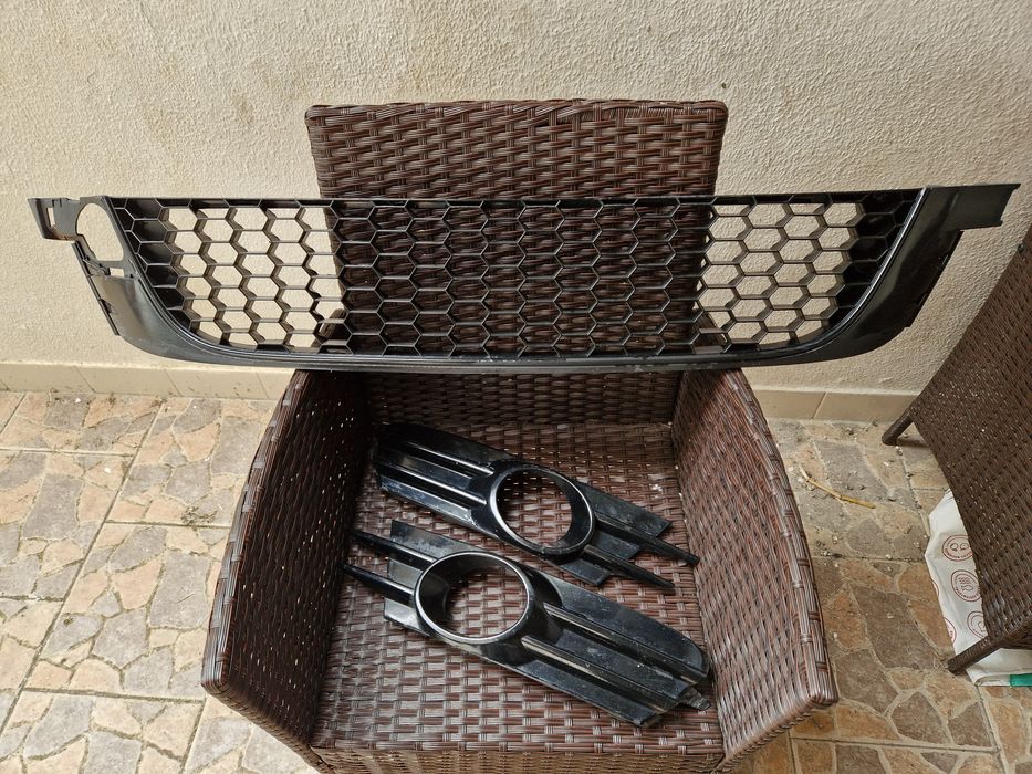 Grelhas e piscas scirocco 2010