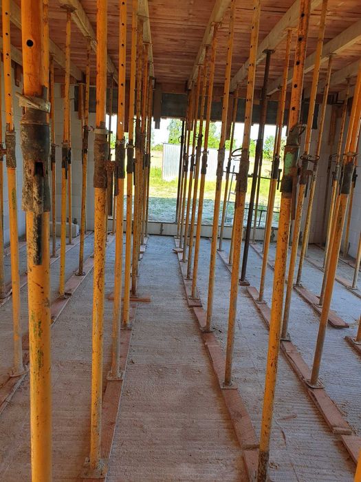 Stemple budowlane/dźwigary