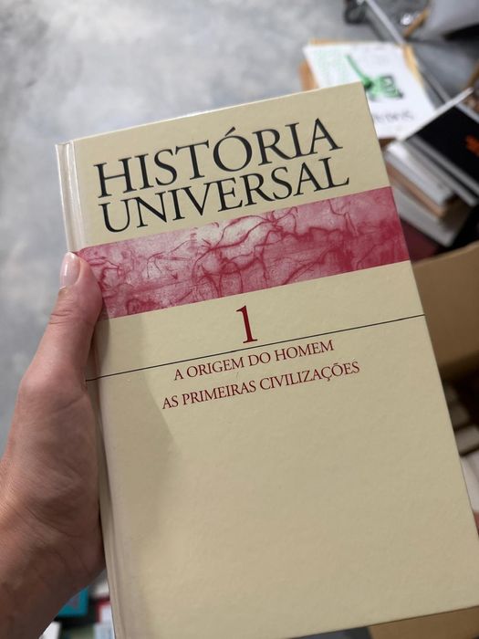 Colecção de 18 livros de História Universal