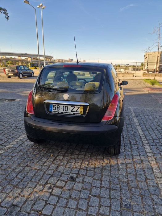 Vendo Lancia Y Gasolina  | 80 CV  |  131.000 km | Muito bem estimado | Embraiagem nova — photo 4
