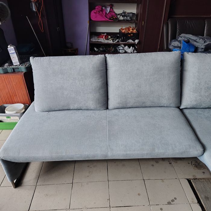 Продам кутовий диван.