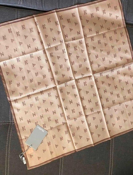 Большой платок Max Mara 100% шелк, 70см х 70см — zdjęcie 3