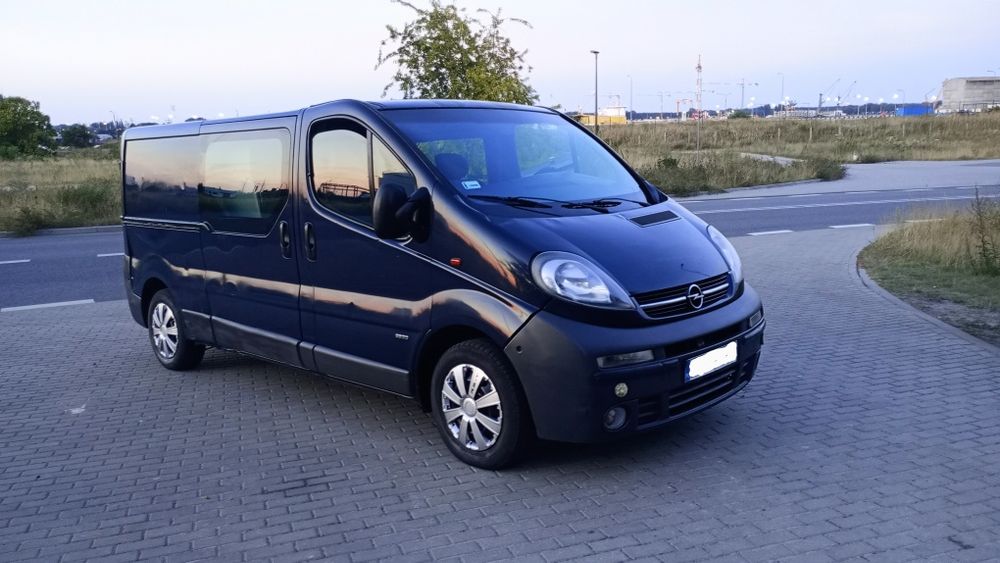 Opel Vivaro 1.9 cdi Holenderka  Maxi Long 6 osobowy klima Brygadowka