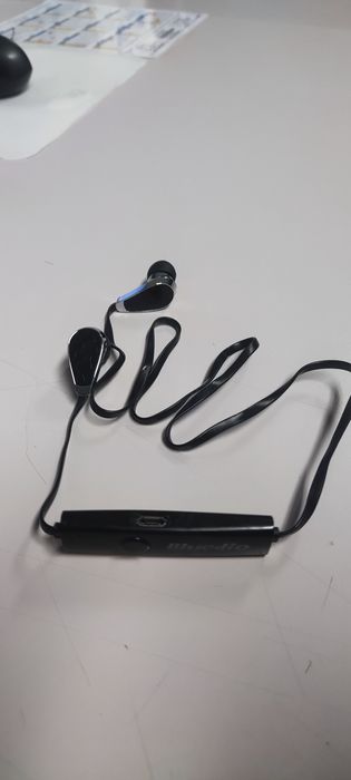 Auriculares sem fio Bluetooth
