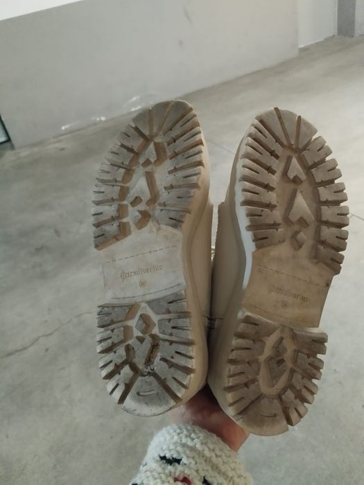 Botas marca Stradivarius