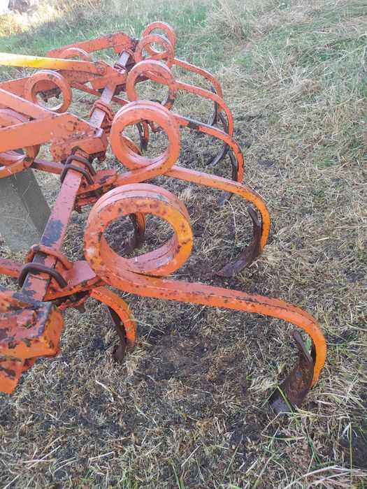 Escarificador/ Chisel 9 braços