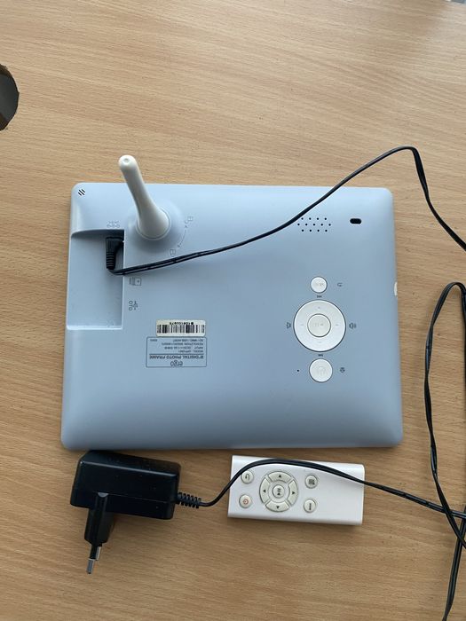 Цифрова фоторамка ERGO Photo frame DPF2801