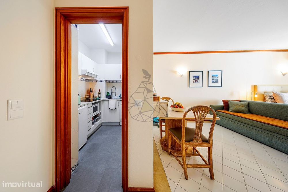Apartamento T0 Mobilado e Equipado em Albufeira