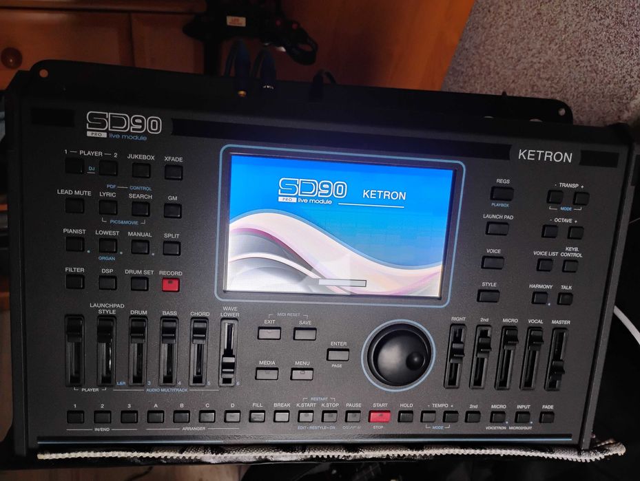 Ketron SD 90 stan b.dobry