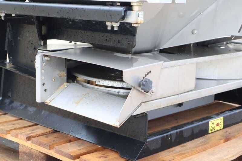 Distribuidor de Adubo DCM SW5 – Semi-Novo